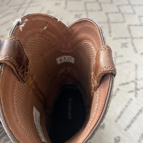 Ariat Men's Distressed Brown and Gray Western Boots - Picture 3 of 6